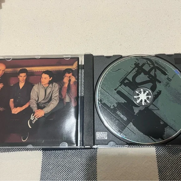 Bush Razorblade Suitcase CD - Picture 2 of 5